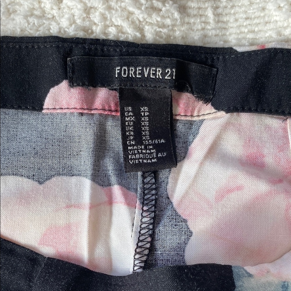 Forever 21 Floral Maxi Skirt - Picture 5 of 9